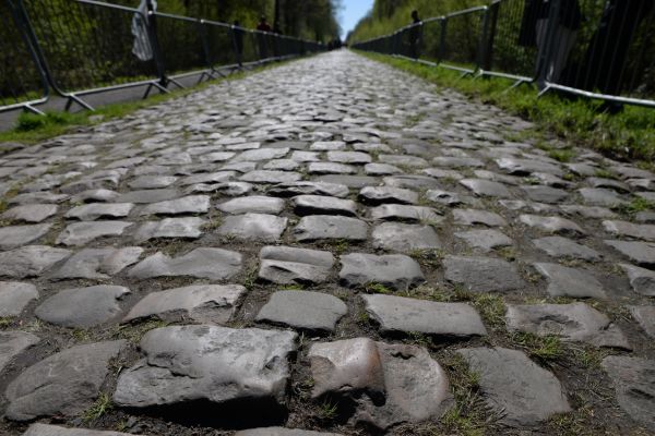 Cobblestone Installation in Laguna Niguel