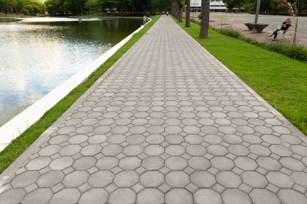 Cost of Pathway Pavers Installation in Laguna Niguel